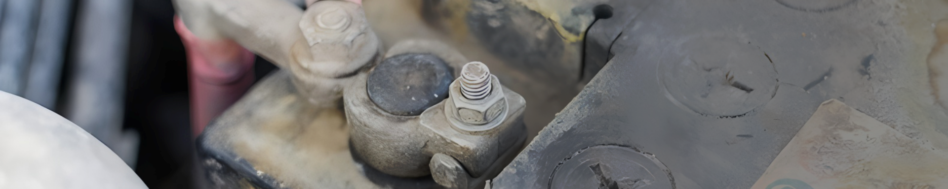 Batteries, Boosters & Chargers | RogueFuel.ca | Munro Industries rf-10070309