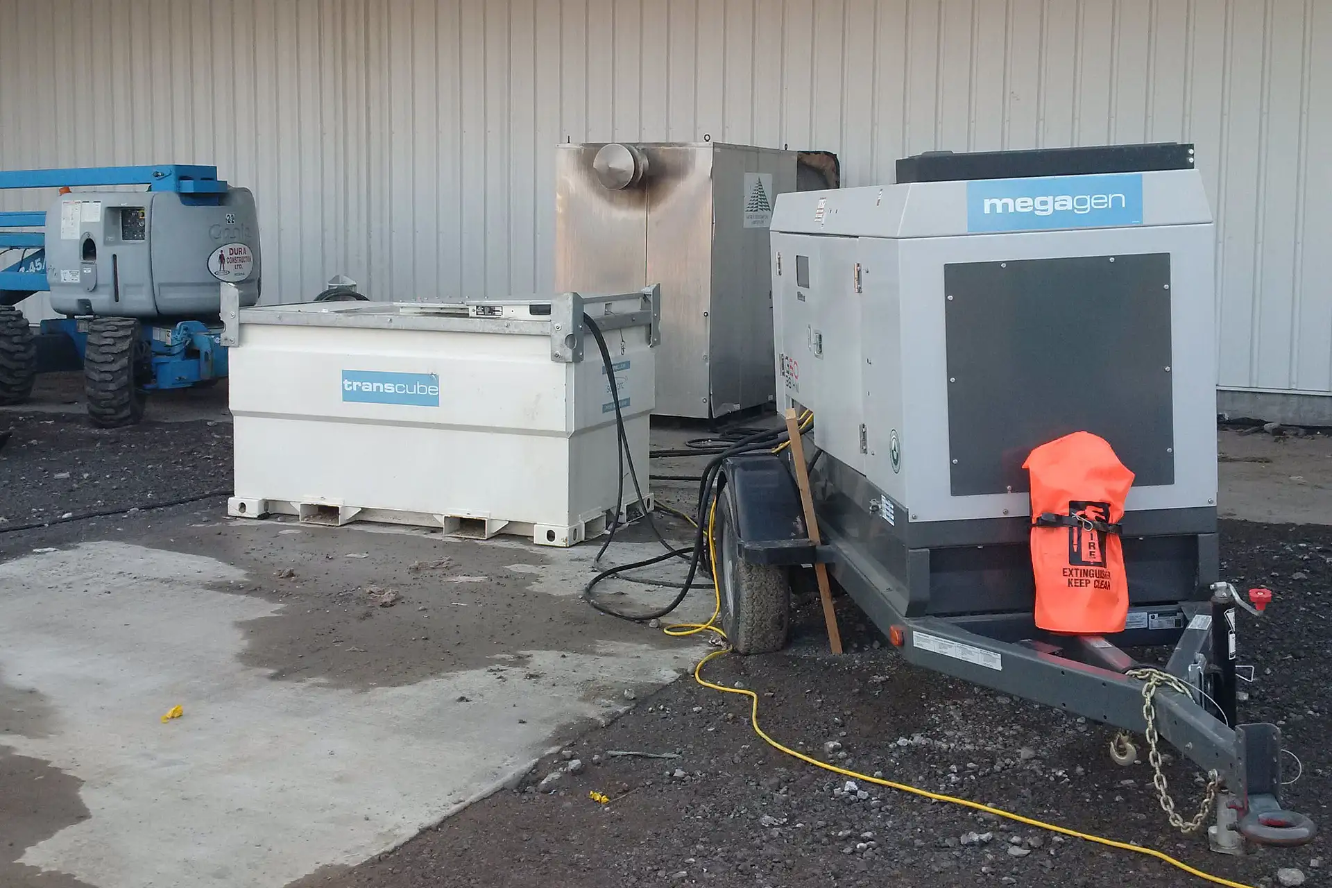 Transcube Portable Fuel Tank 20TCG - MFV-CANADA | MUNRO INDUSTRIES Model#: WG-20TCG