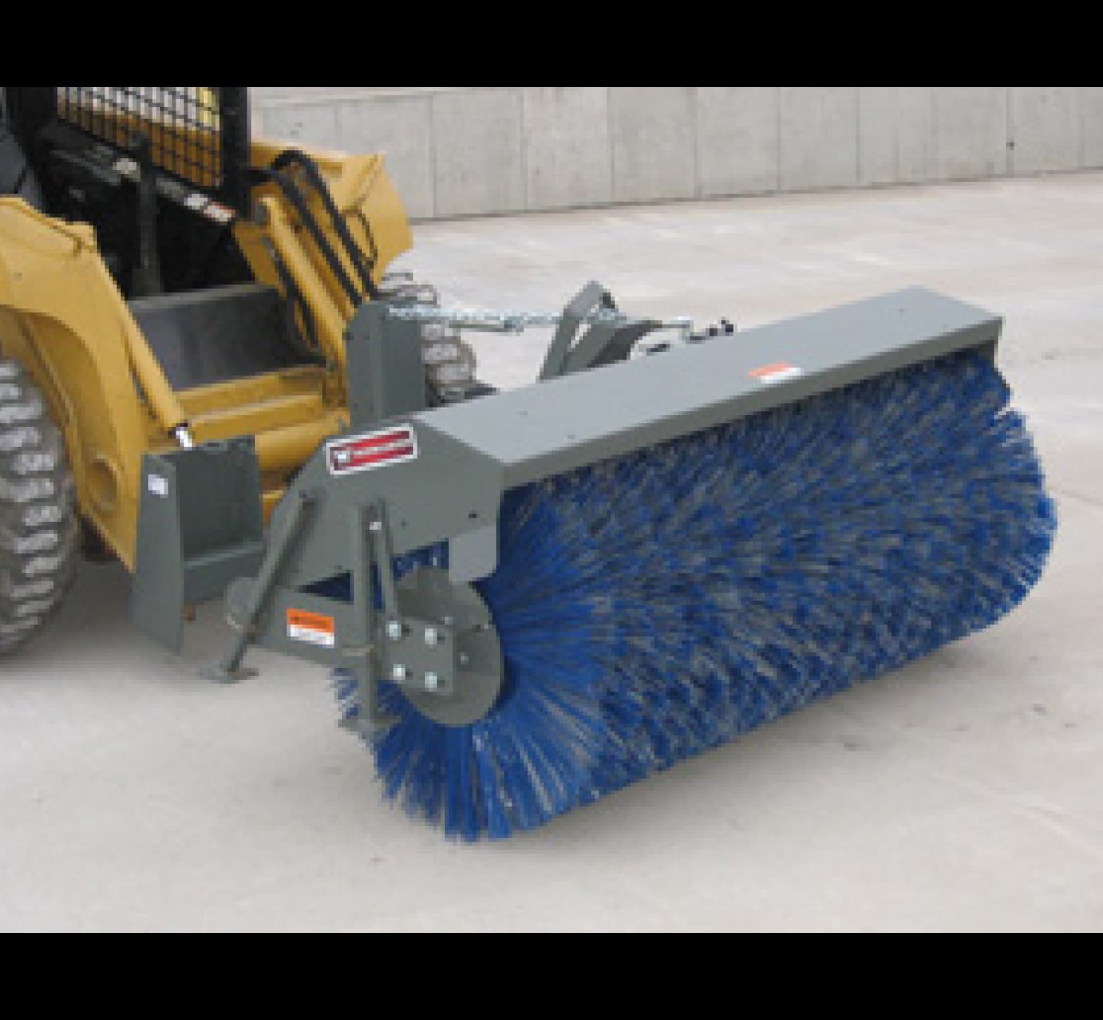 Worksaver Rotary Broom 5' Wide - SSMB-325P | RogueFuel.ca